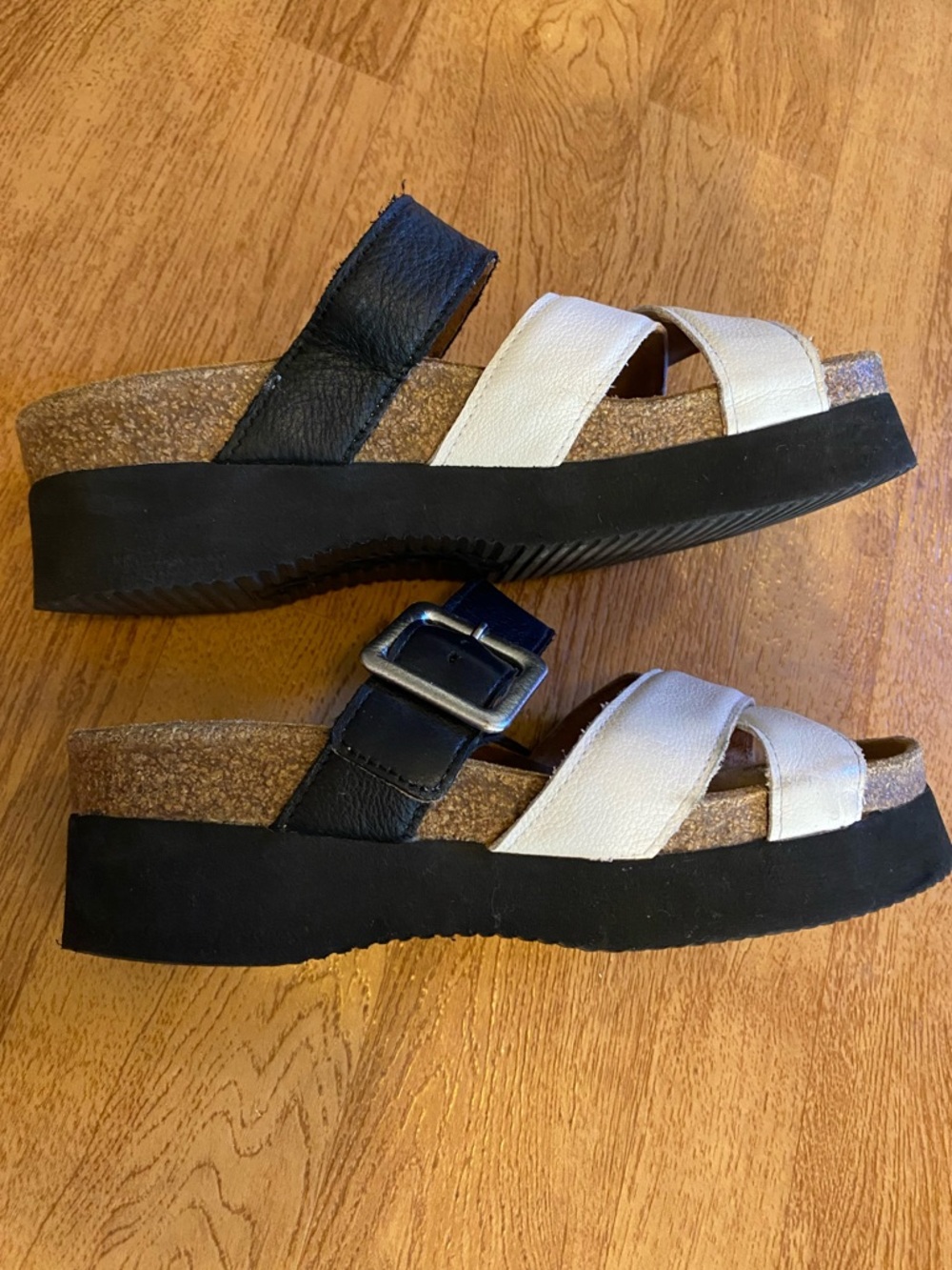 NAOT Juliette Platform Sandals Black White Leather Crisscross size 37/6